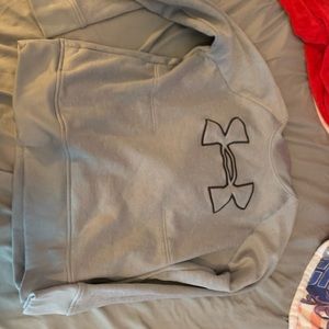 Women’s under armour sweatshirt